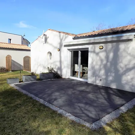 Villa - Lumineuse Maison Neuve Avec Jardin - Proche Commerces